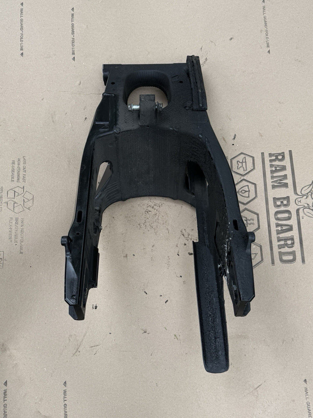 2017-2025 Suzuki GSXR1000 GSXR1000R GSX-R 1000 R OEM Rear Swingarm Swing Arm