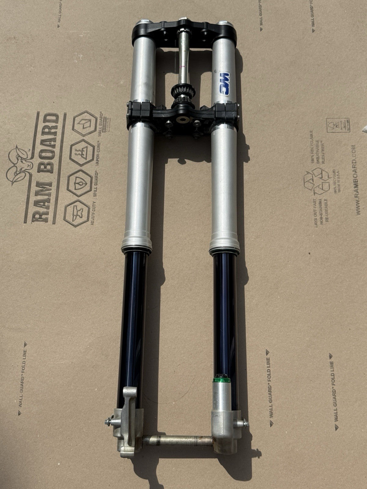 17-18 Kawasaki KX450F OEM Showa SFF Air TAC Forks Tubes Triple Tree Set