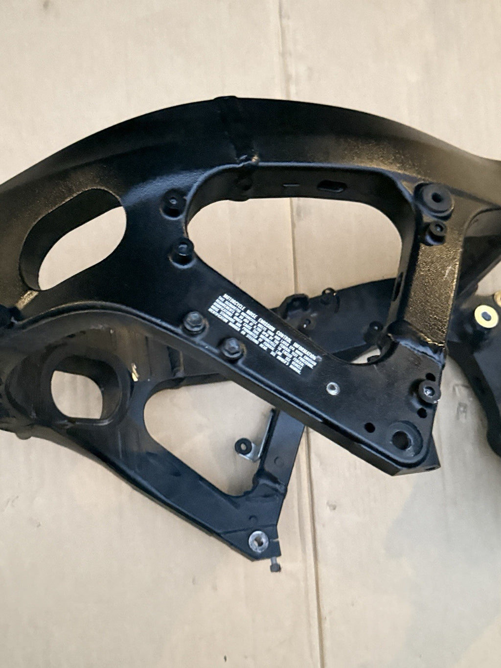 2011-2025 Suzuki GSXR750 GSX-R750 GSXR 750 OEM Main Frame Chassis Straight Clean14