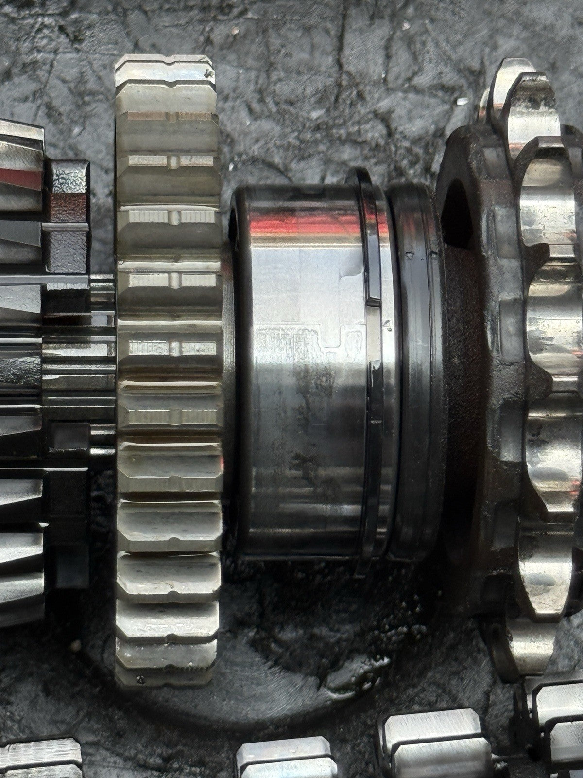 08-16 Yamaha YZF R6 OEM Engine Motor Transmission Tranny Gears Dogs Shaft R67
