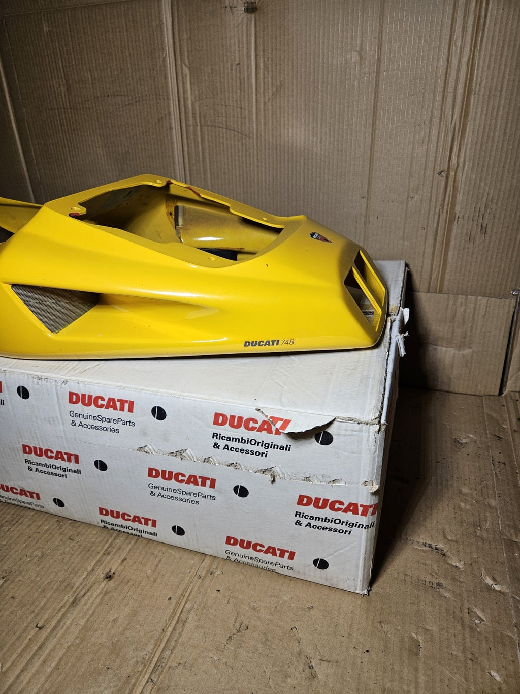 1999-2002 Ducati 748 Yellow Bi-Posto Rear Tail Fairing Seat Cowl Tailpiece OEM1