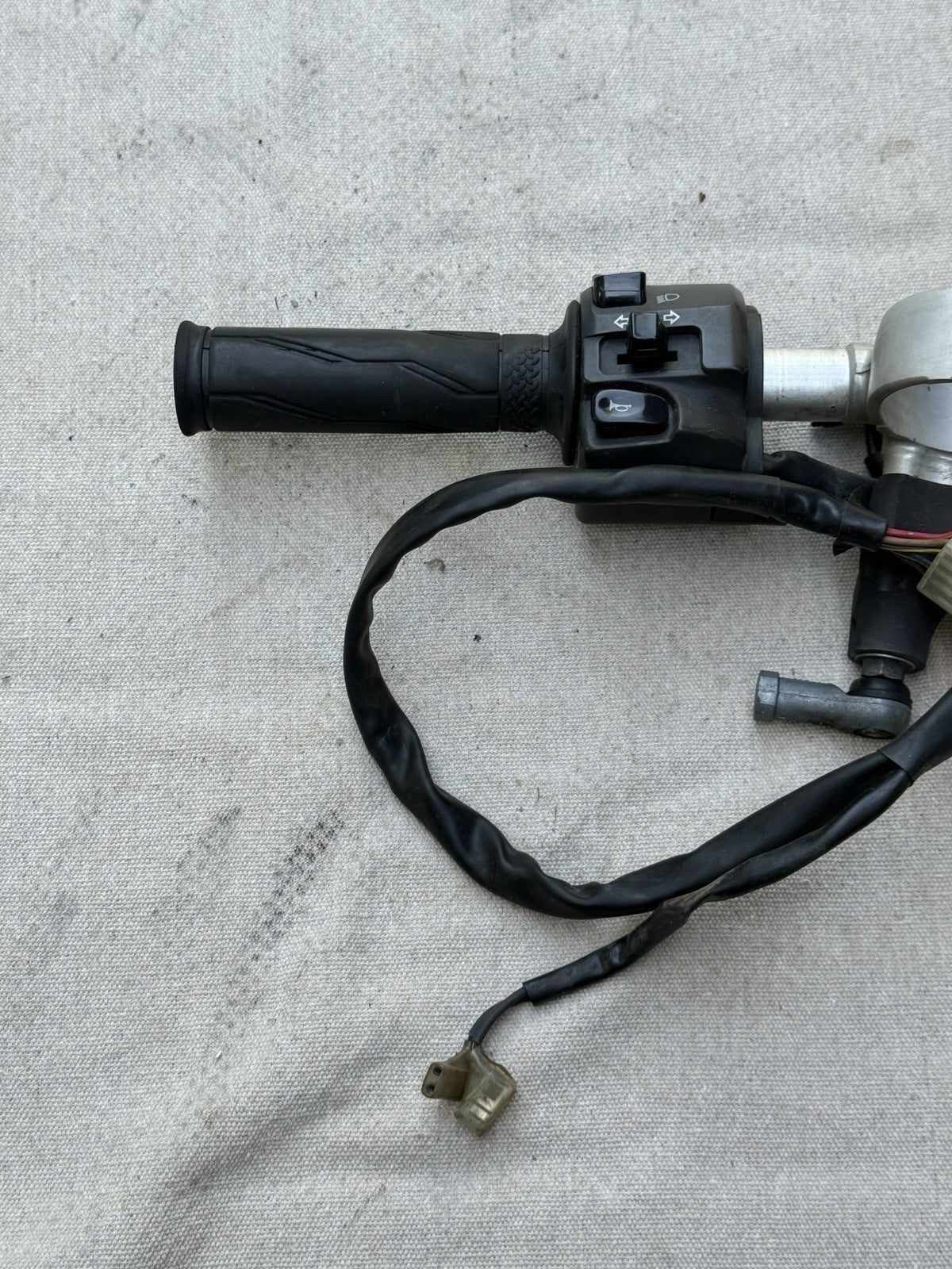 2007-2008 Yamaha YZF-R1 R1 OEM Left Clip-On Handle Bar Clutch Perch Lever 4C86