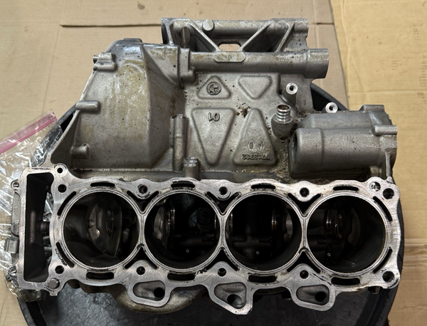2009-2018 BMW S1000RR K46 OEM Engine Crankcase Block Motor Housing 110085615340
