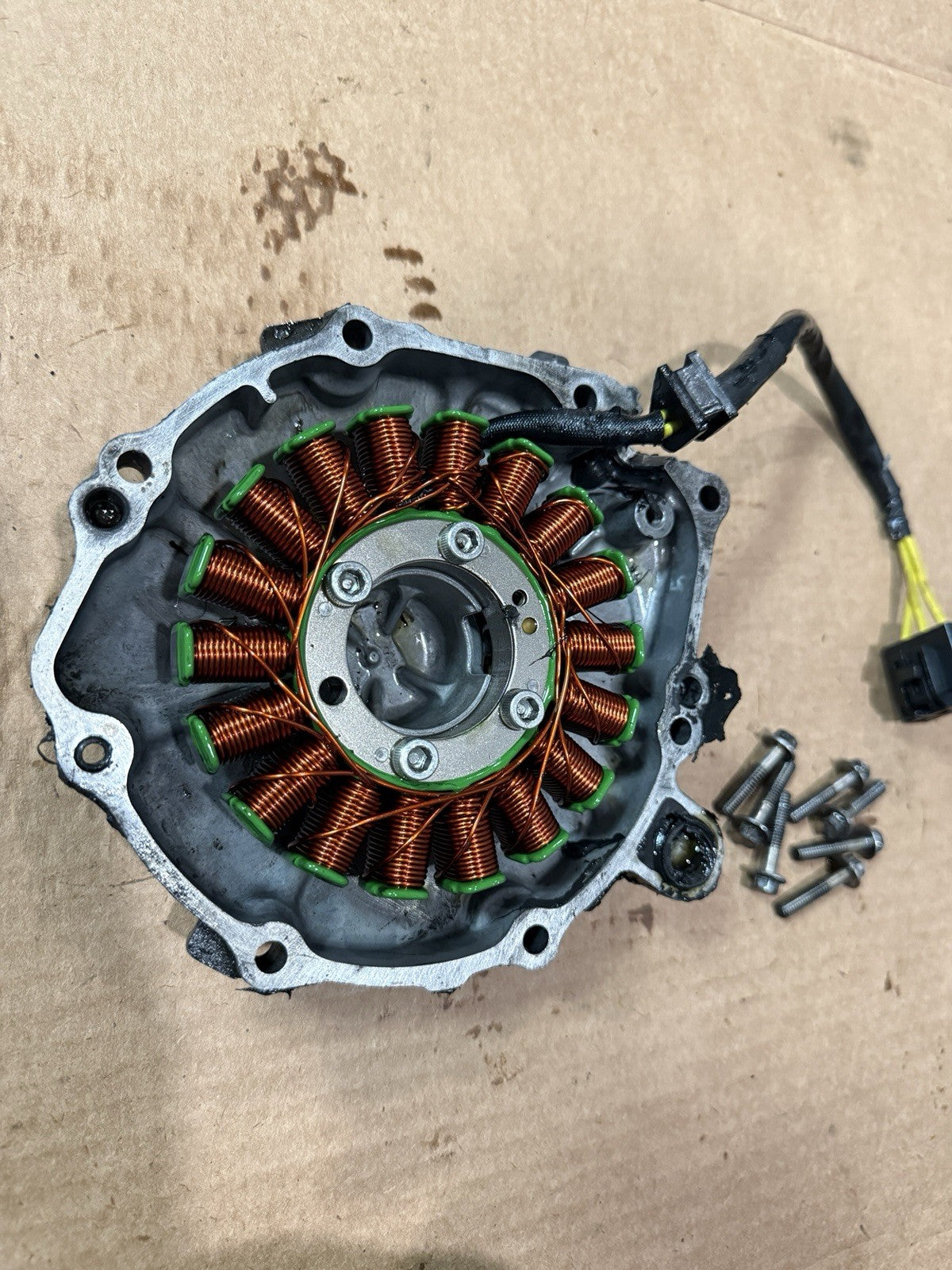 **06-07 Honda CBR1000RR OEM Stator Cover Engine Case Side Housing**