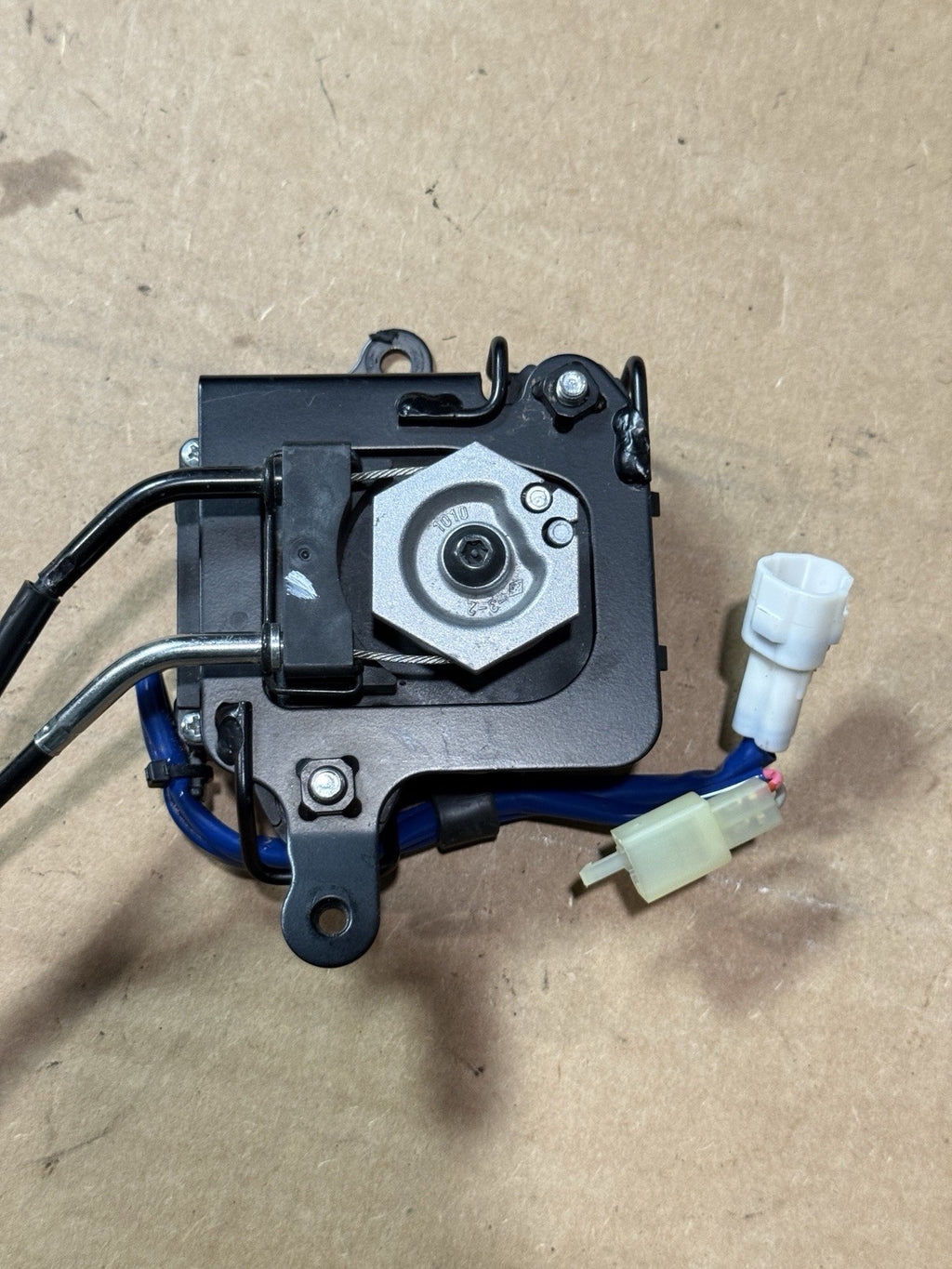 19-23 Kawasaki Ninja ZX6R 636 OEM Exhaust Valve Servo Motor Actuator 21174-00097