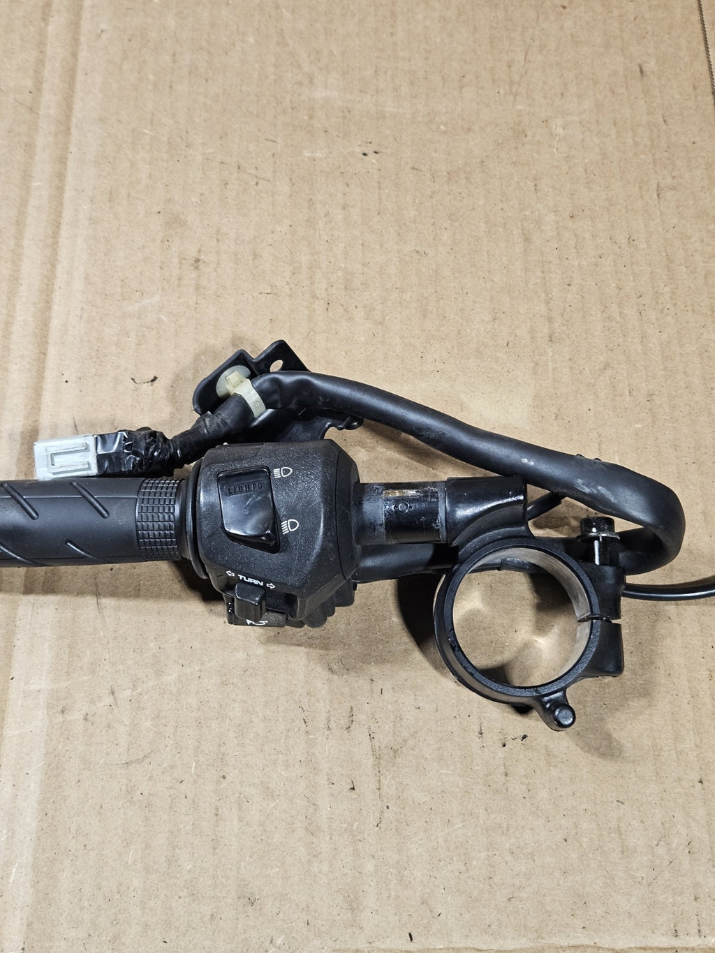 2005-2007 Honda CBR1000RR OEM Left Clip-On Handlebar Switch Grip 53150-MEL-D001