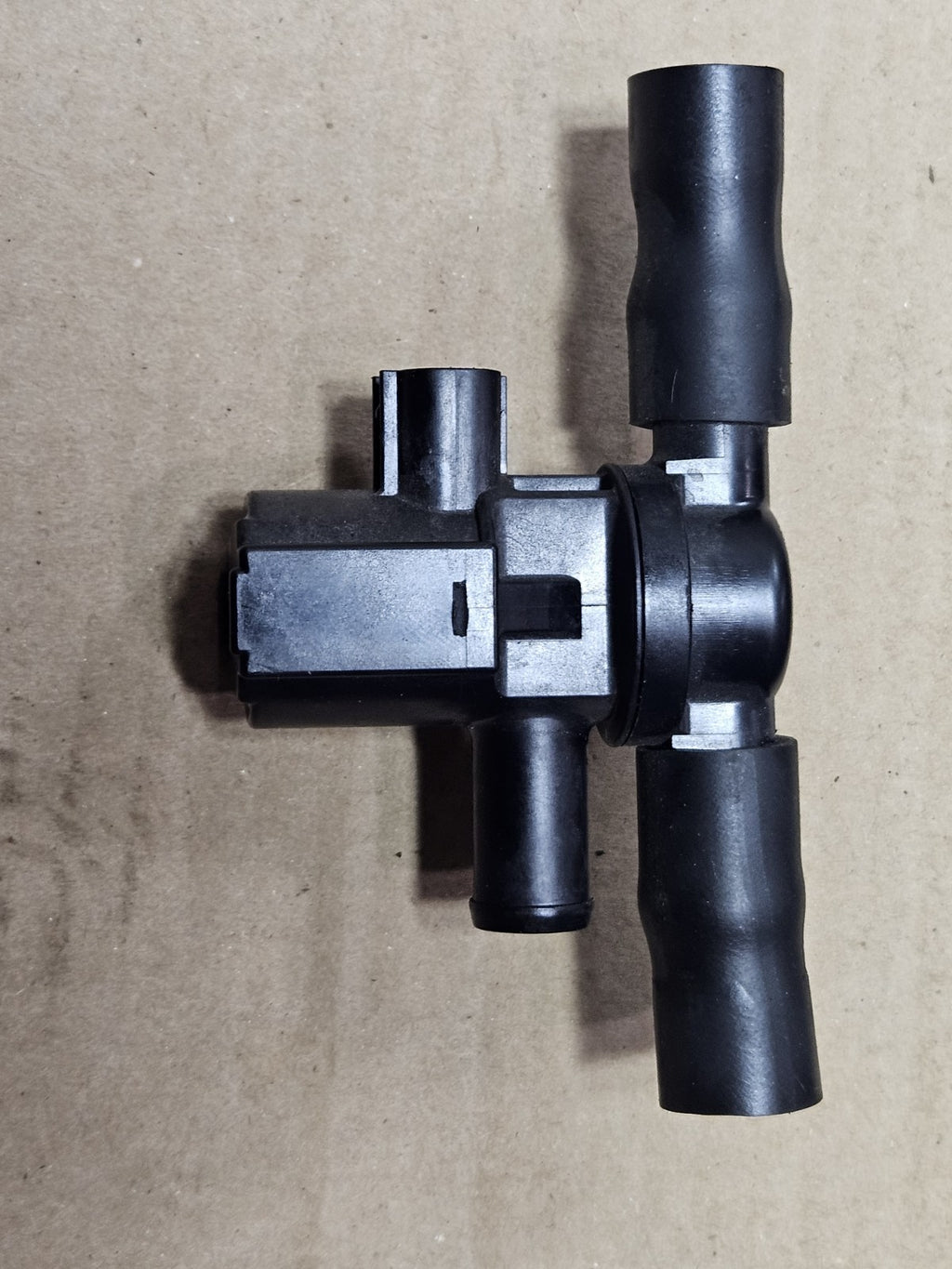 19-24 KAWASAKI NINJA ZX6R ZX636 AIR VALVE PAIR SOLENOID TOP ENGINE SWITCH SENSOR