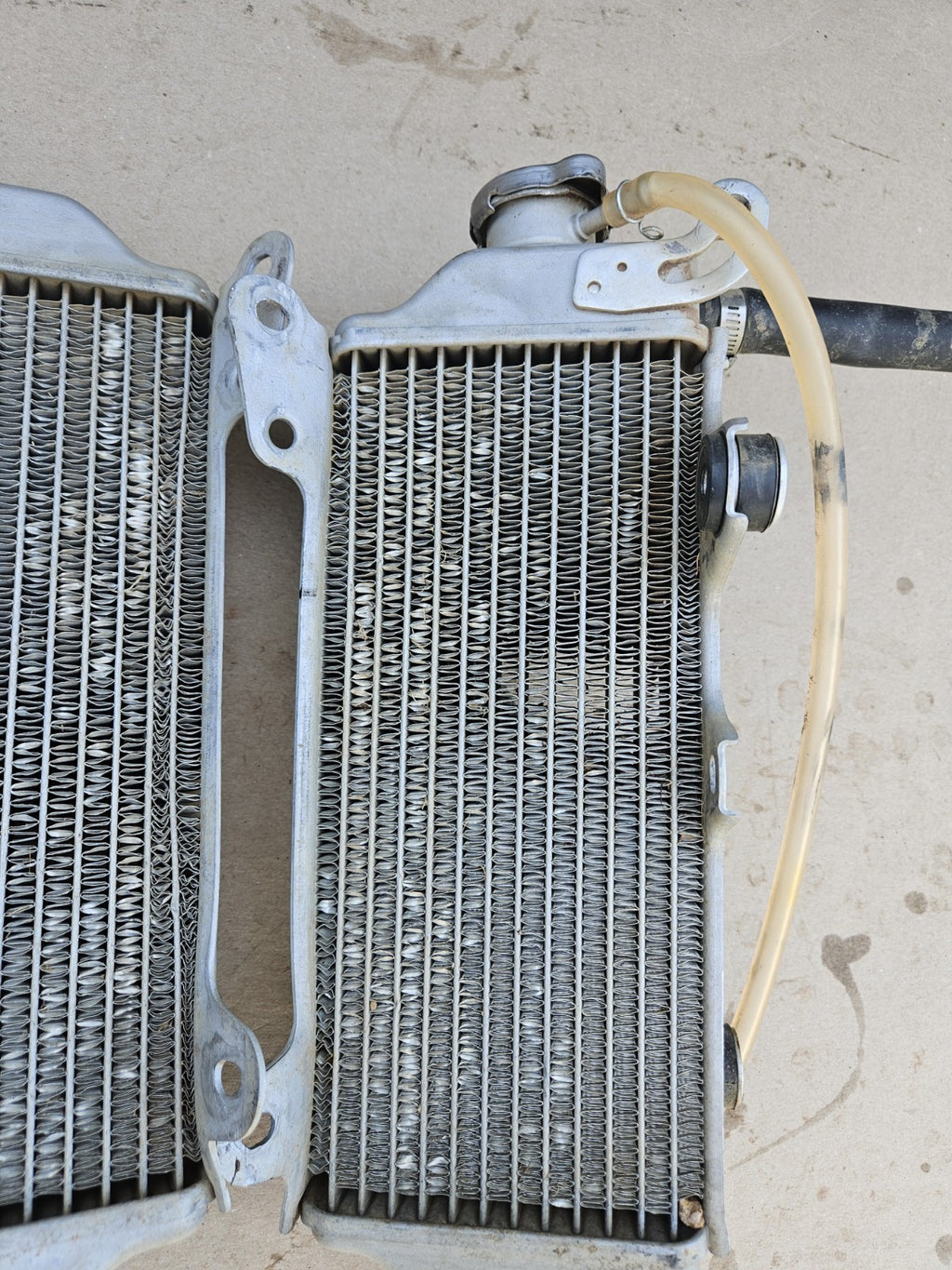 16-18 Kawasaki KX450F Radiator Set Left Right Complete Engine Cooling DMG