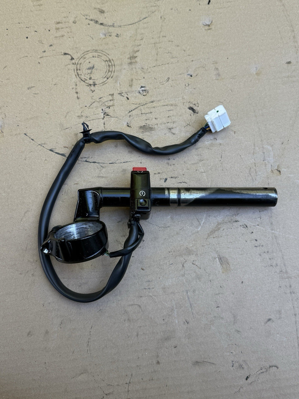 2008-2011 Honda CBR1000RR Fireblade OEM Right Clip-On Bar Kill Run Start Switch0