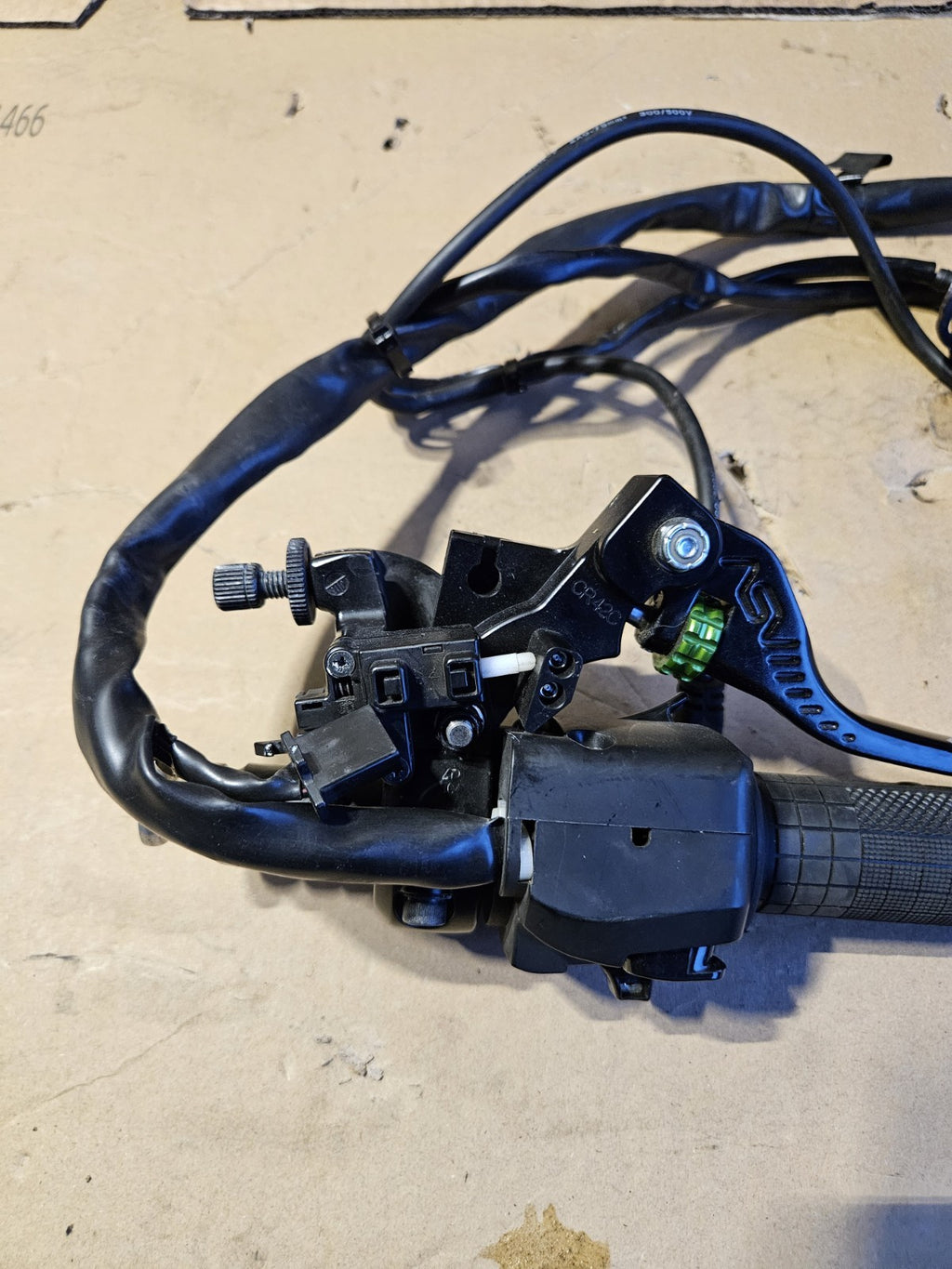 17-19 Kawasaki Ninja 650 ABS EX650 OEM Left Clip On Handlebar Switch 46091-039517