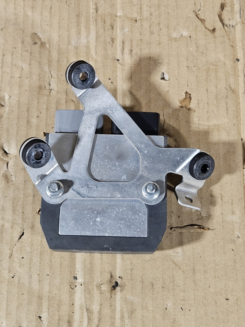 2013 Honda CBR600RR Voltage Regulator OEM 31600-HR0-F01 31600-MGZ-J01 2013-20202
