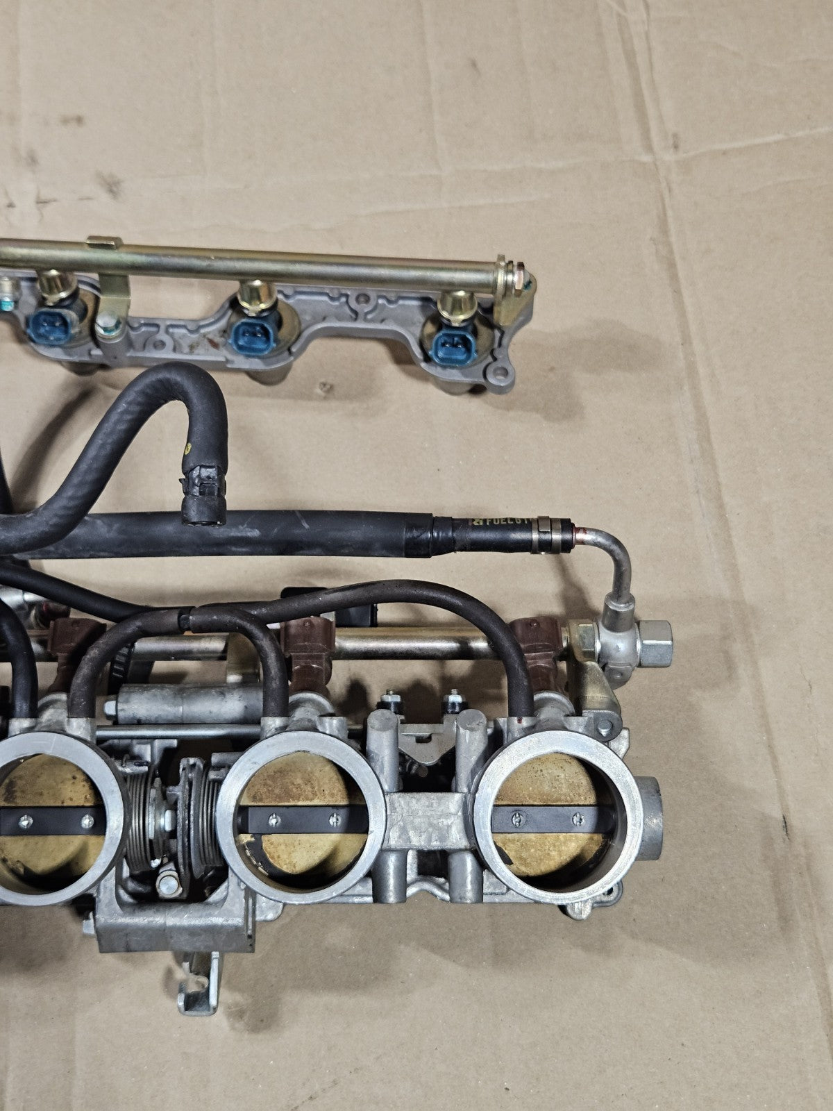 2006-2007 Honda CBR1000RR Fireblade OEM Throttle Bodies Injectors 16401-MEL-A2113