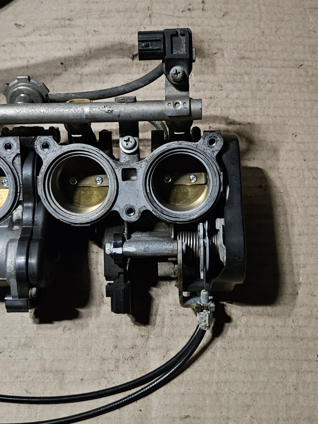 2008-2016 Yamaha YZF-R6 R6 OEM Throttle Bodies Fuel Injectors 13S-13750-00-0017