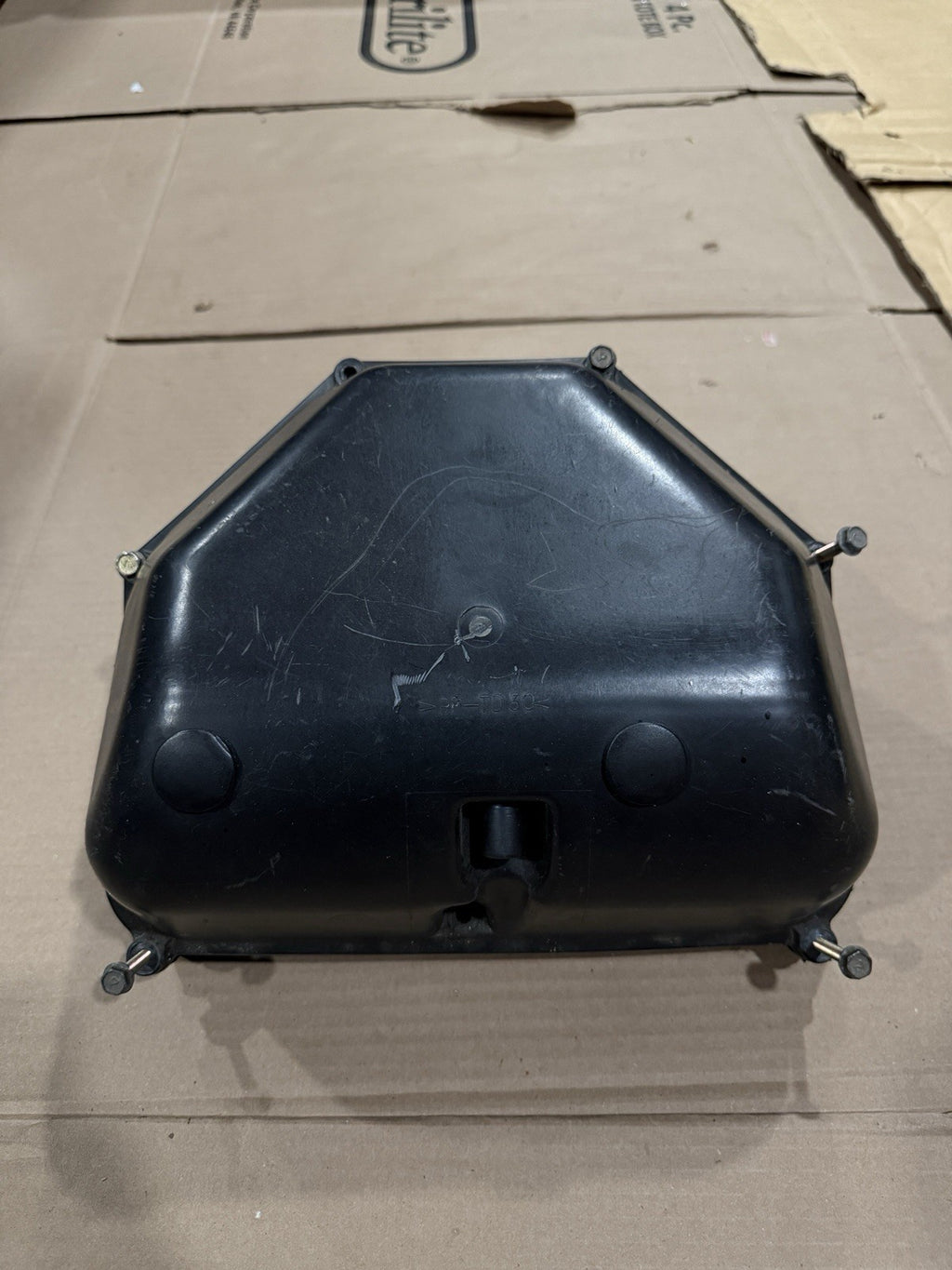 1998-1999 Kawasaki Ninja ZX6R ZX600G OEM Airbox Air Box Filter Case 11010-17362