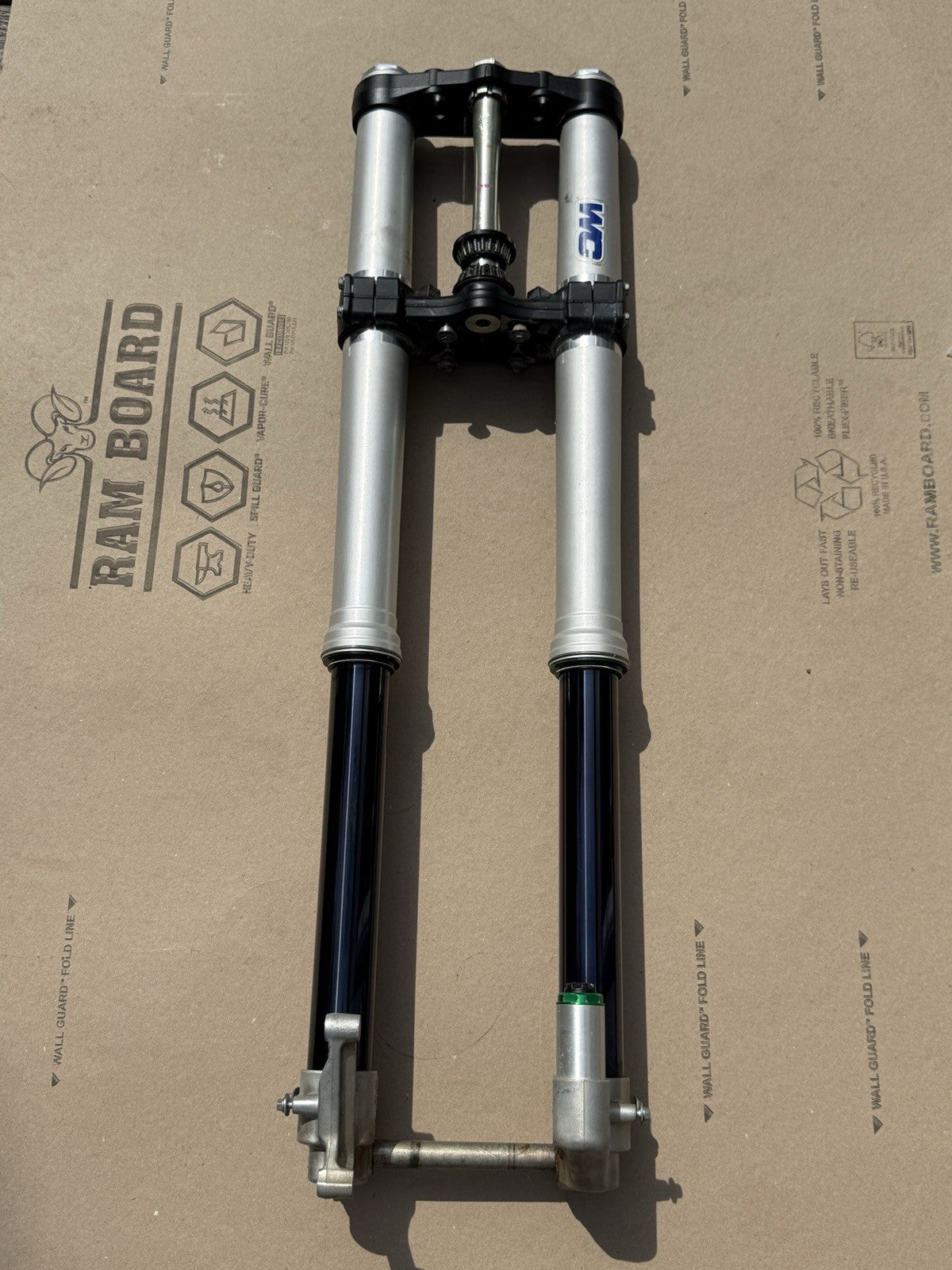 17-18 Kawasaki KX450F OEM Showa SFF Air TAC Forks Tubes Triple Tree Set