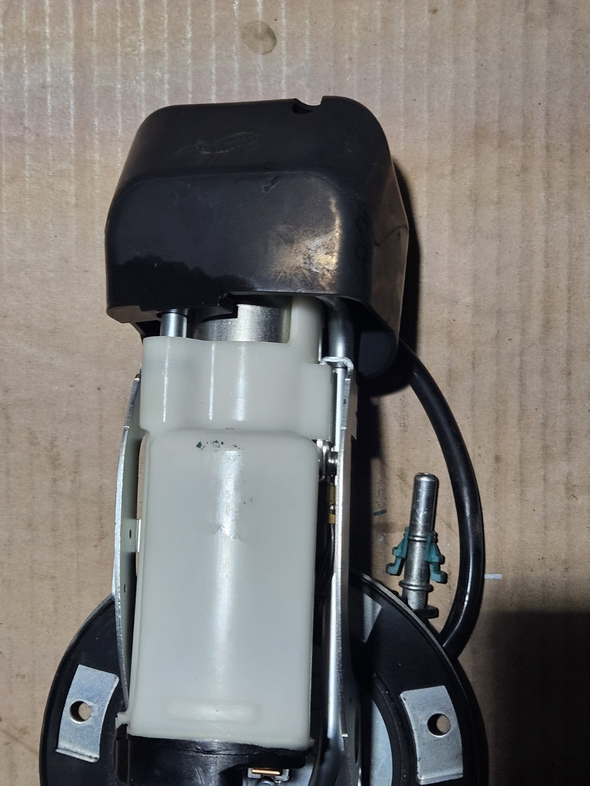 2011-2016 Honda CB1000R OEM Fuel Pump Fuel Sender Assembly Clean Running Tank