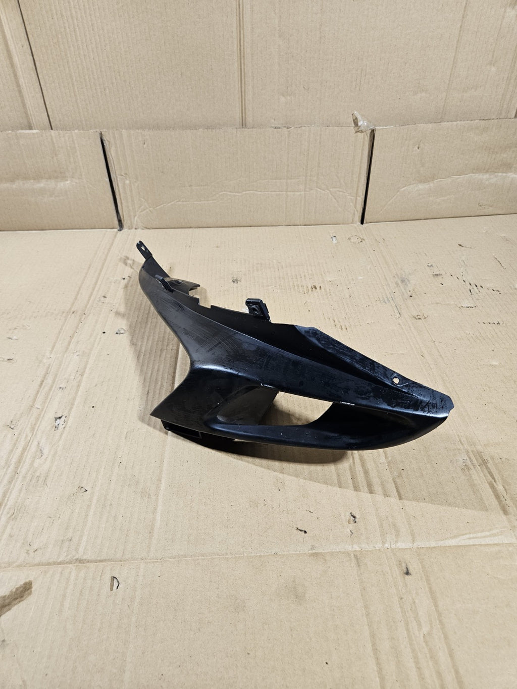 2006 2007 Suzuki GSXR600 Right Air Intake Duct OEM 9442001H00 Genuine Tube5
