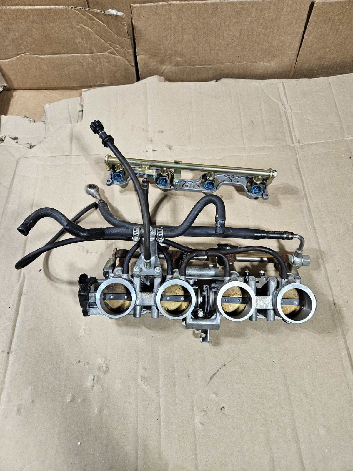 2006-2007 Honda CBR1000RR Fireblade OEM Throttle Bodies Injectors 16401-MEL-A2115