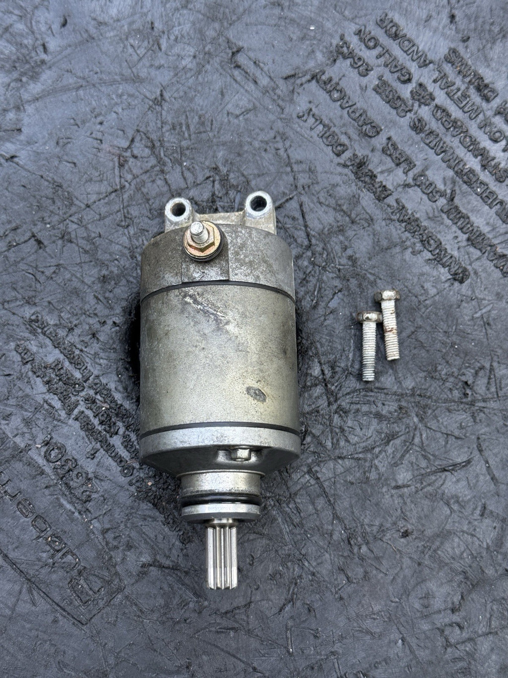 2000-2003 Suzuki GSXR750 OEM Engine Electric Starter Motor Assembly Tested Works1