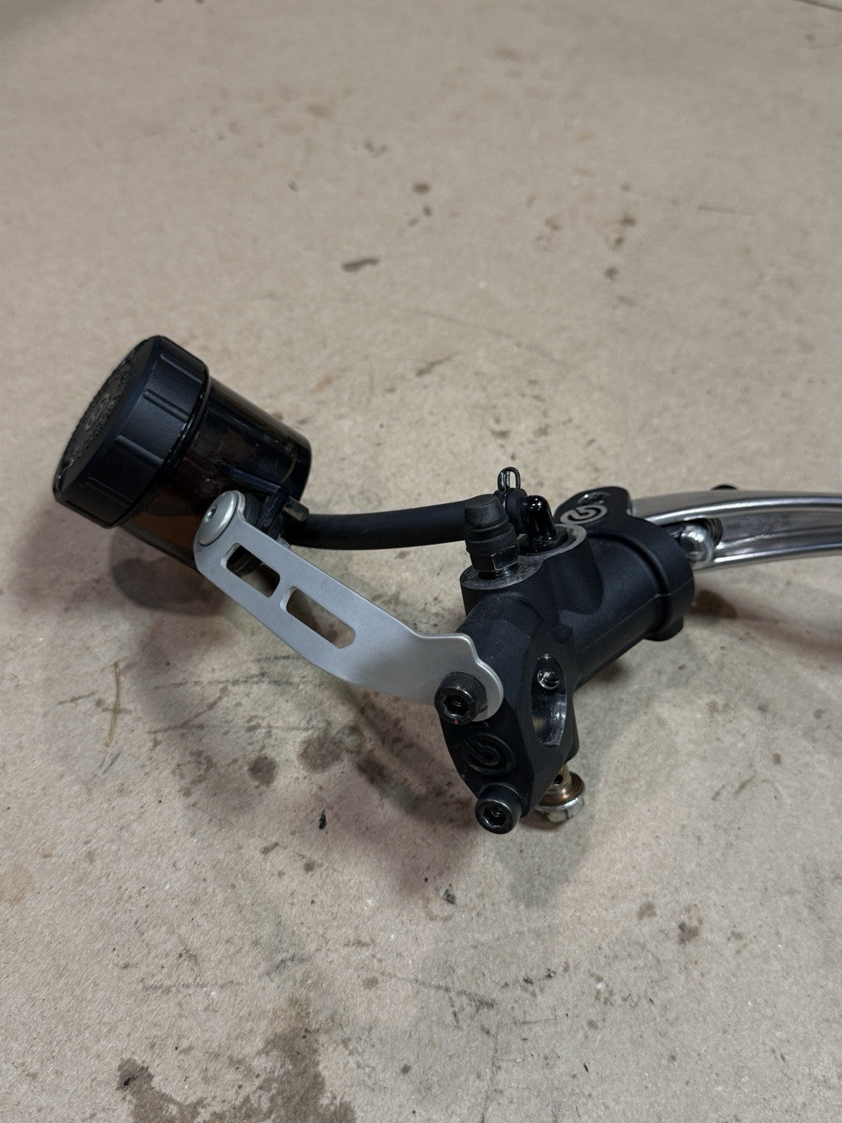Genuine OEM Brembo Aprilia RSV4 1100 Front Brake Master Cylinder 2021-2024