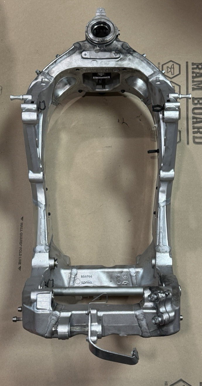 2021-24 Aprilia RSV4 1100 OEM Main Frame Chassis Clean 7K Miles Straight Street