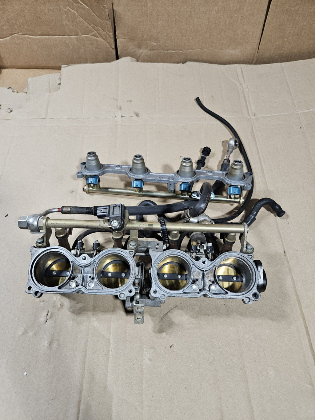 2006-2007 Honda CBR1000RR Fireblade OEM Throttle Bodies Injectors 16401-MEL-A210