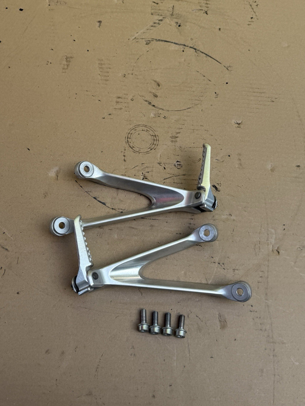 2008-2009 Honda CBR1000RR OEM Rear Passenger Foot Peg Brackets Set 50750-MFL-0000