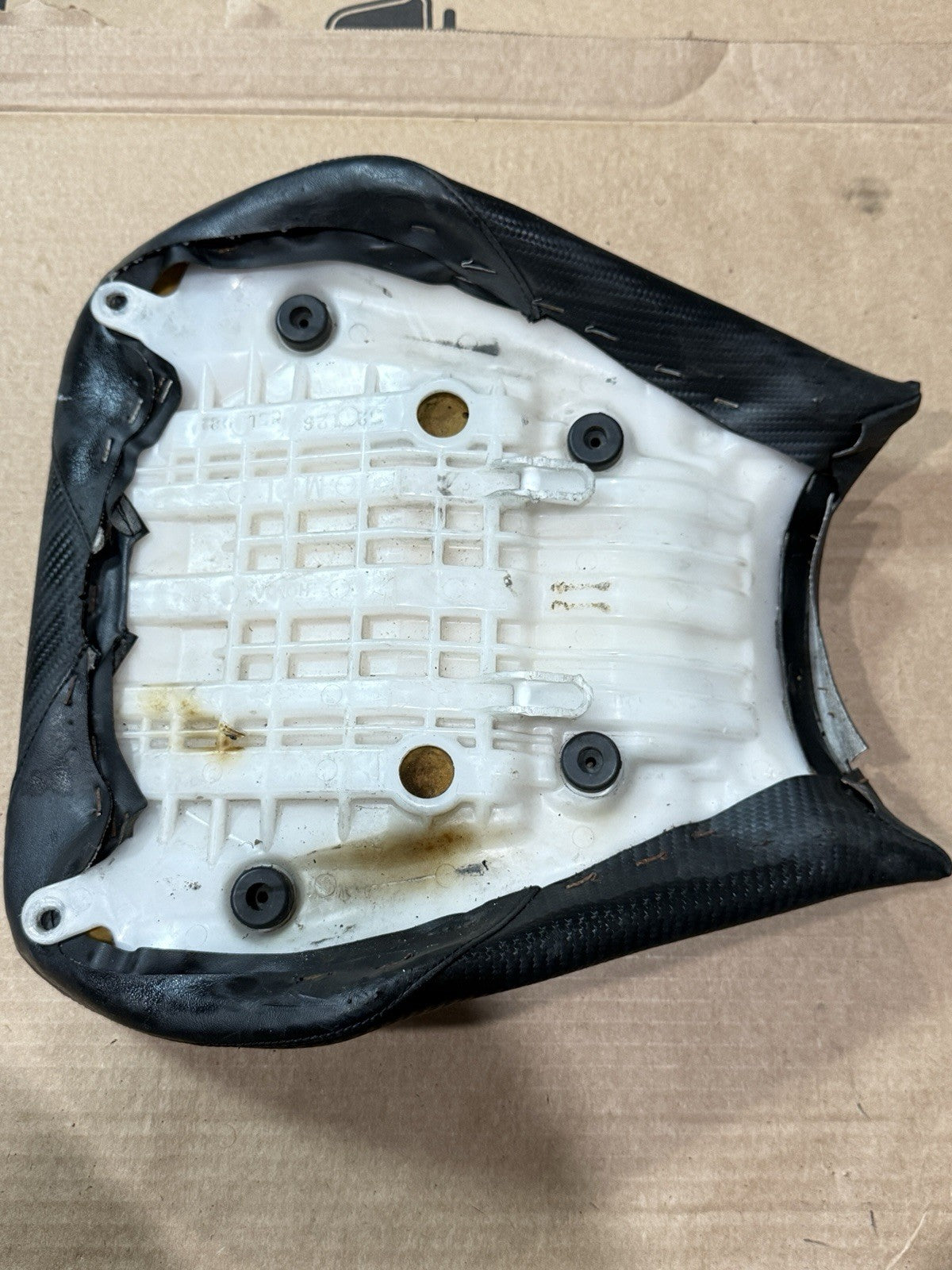 04-07 2006 Honda CBR1000RR CBR 1000RR Front Rider Driver Seat Saddle