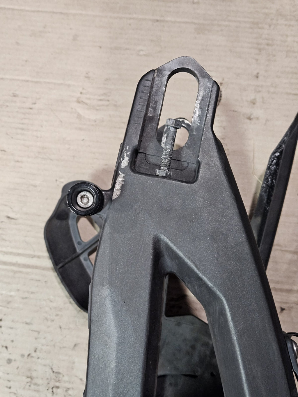 2011-2015 Kawasaki Ninja ZX10R OEM Swingarm Genuine 2014