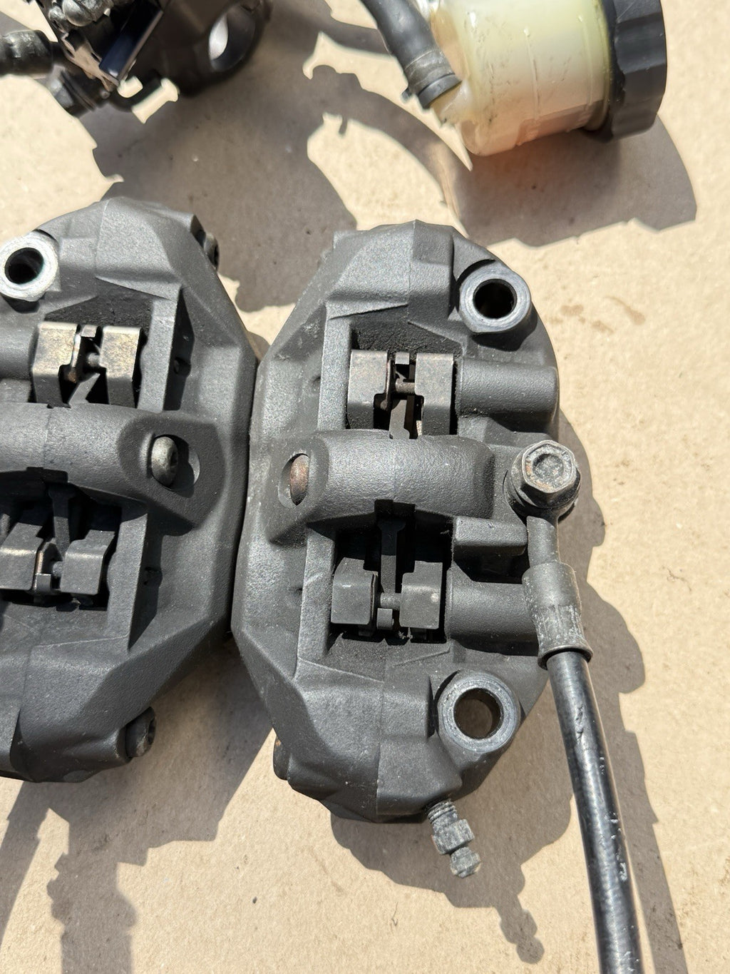 2006-2007 Honda CBR1000RR OEM Front Brake Caliper Set Pair Master Cylinder