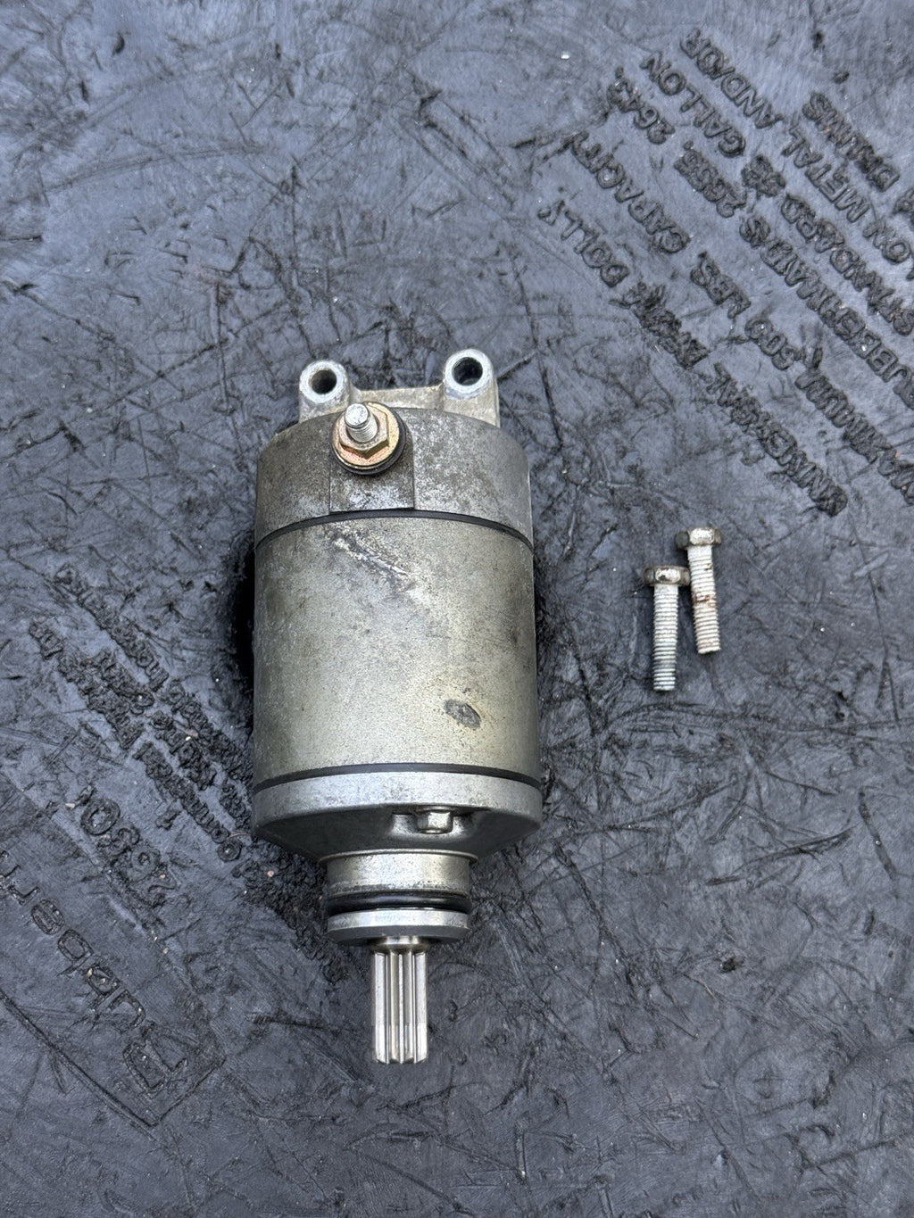 2000-2003 Suzuki GSXR750 OEM Engine Electric Starter Motor Assembly Tested Works0