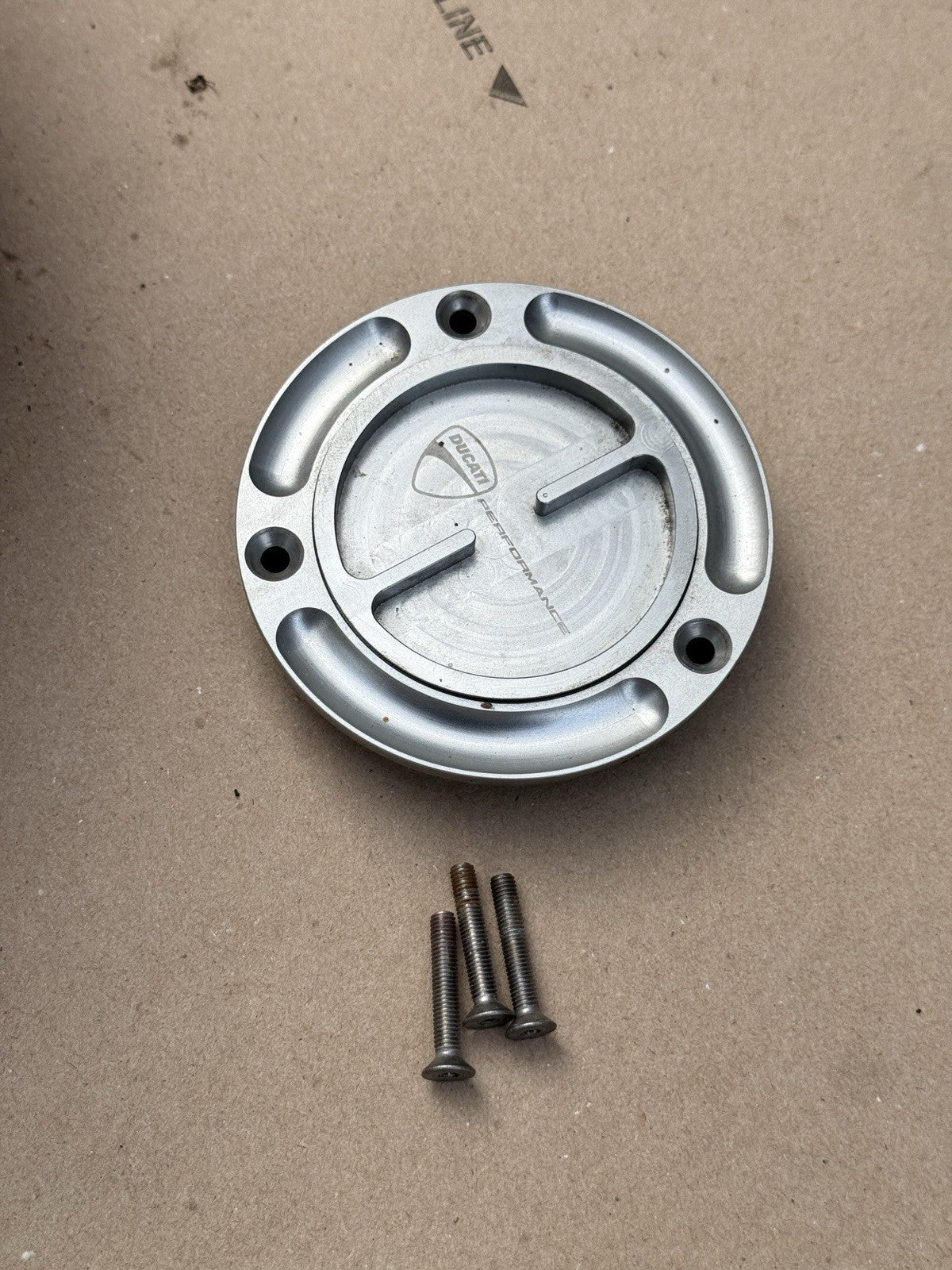 DUCATI 2000 996SPS Ducati Performance Quick Release Tank Cap 4000km 748 916 998 