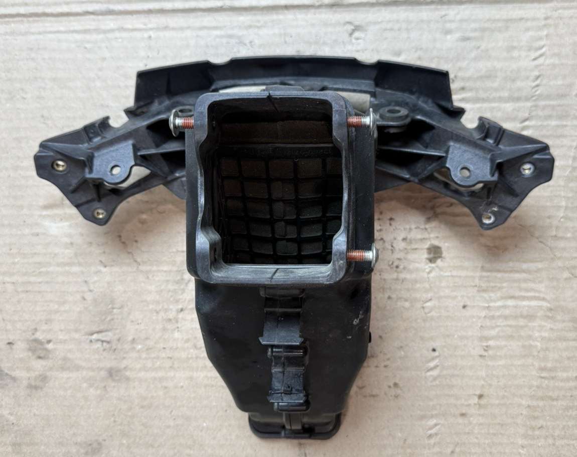 2011-2015 Kawasaki Ninja ZX10R OEM Ram Air Intake Duct Front Upper Fairing Stay