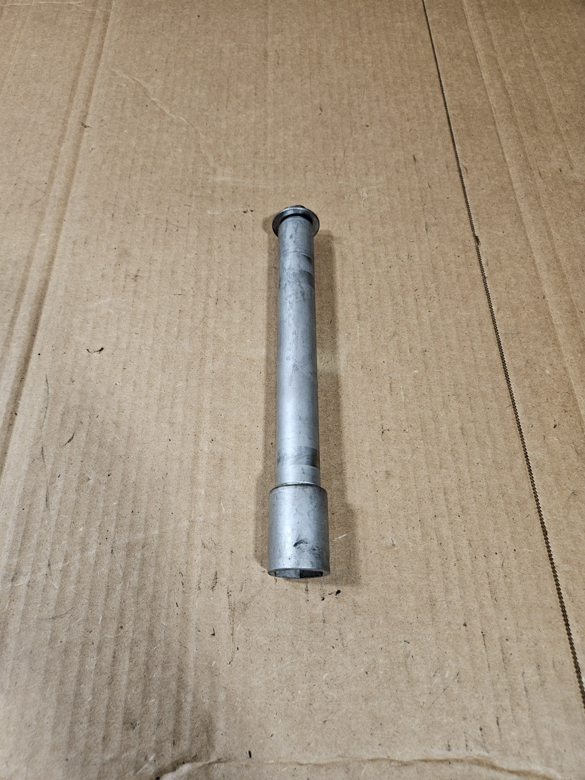 2006 2007 Honda CBR1000RR Front Axle OEM 44301MCJ000 Genuine Spindle0