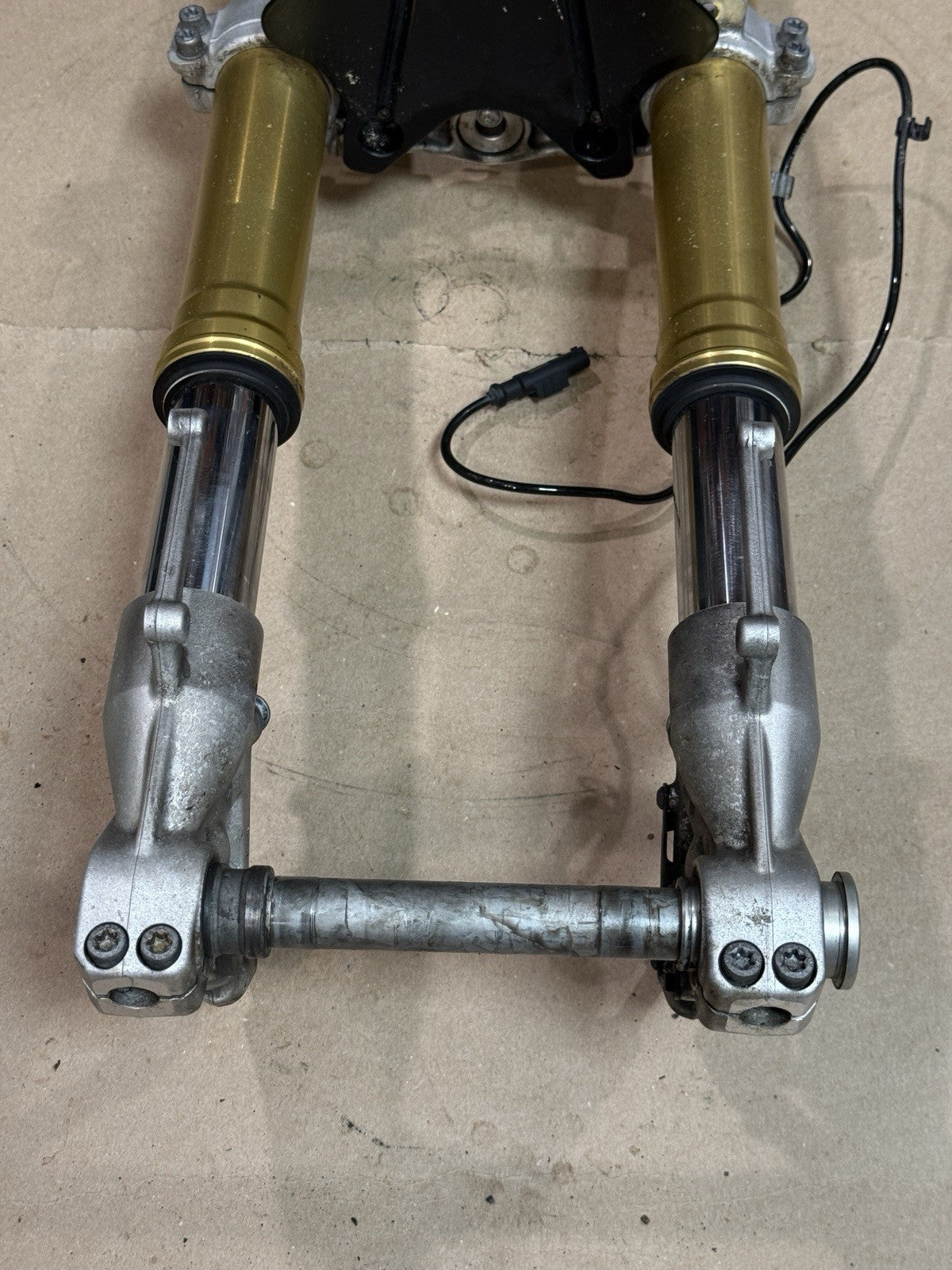 09-14 BMW S1000RR OEM Front Forks Suspension Pair Triple Tree Straight Set