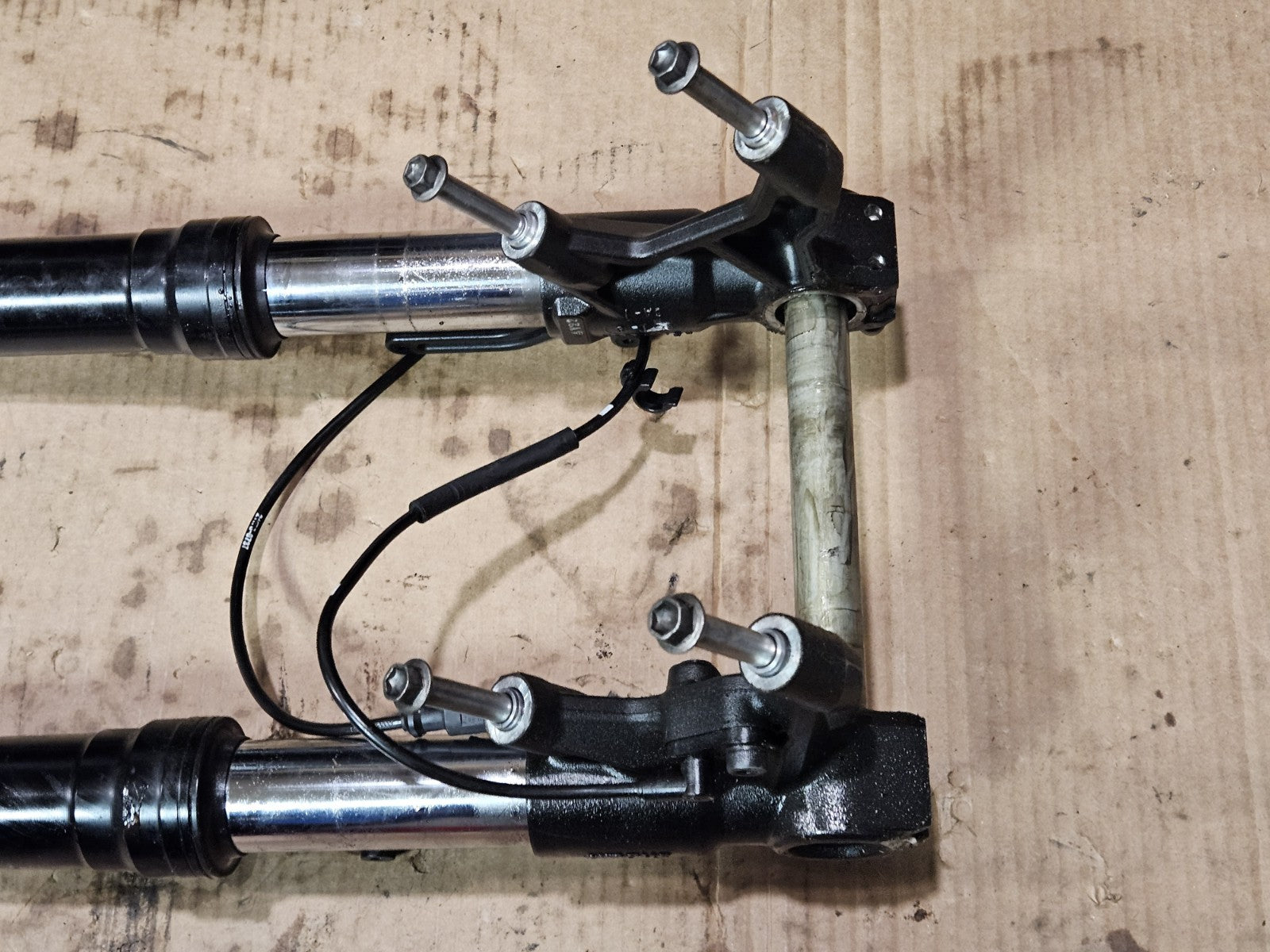 13-18 Kawasaki Ninja ZX6R 636 OEM Front End Forks Tubes Triple Tree Suspension