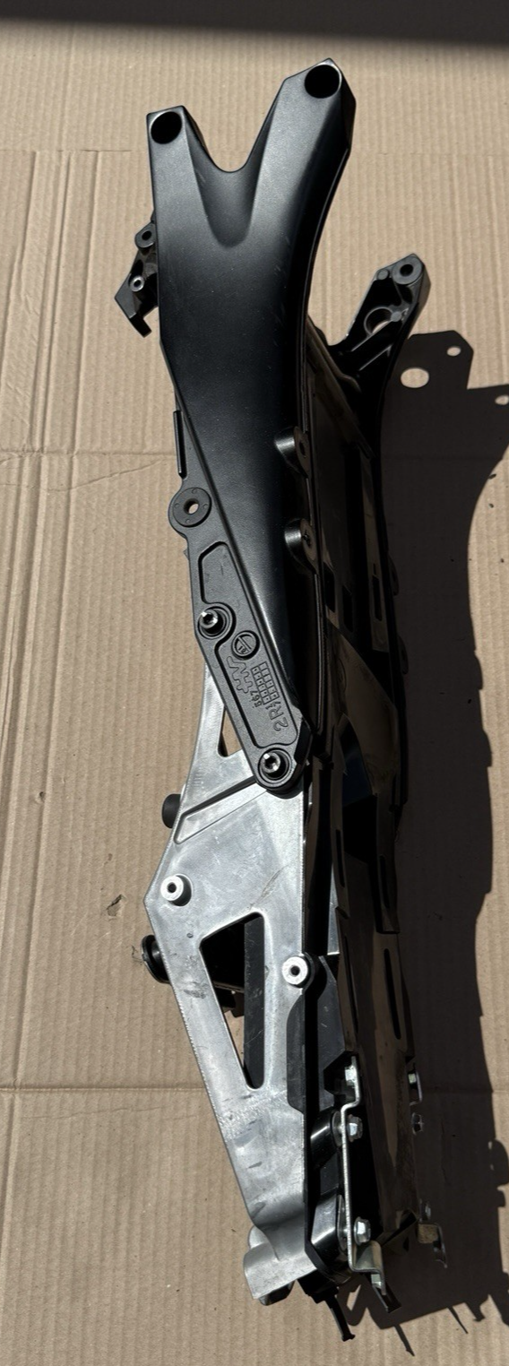 06-07 Suzuki GSXR600 GSXR750 GSX-R OEM Rear Subframe Sub Frame Back Tail K6 K76