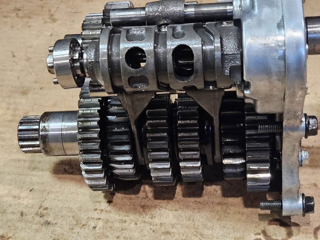 06-07 2006 HONDA CBR1000RR OEM Complete Transmission Assembly