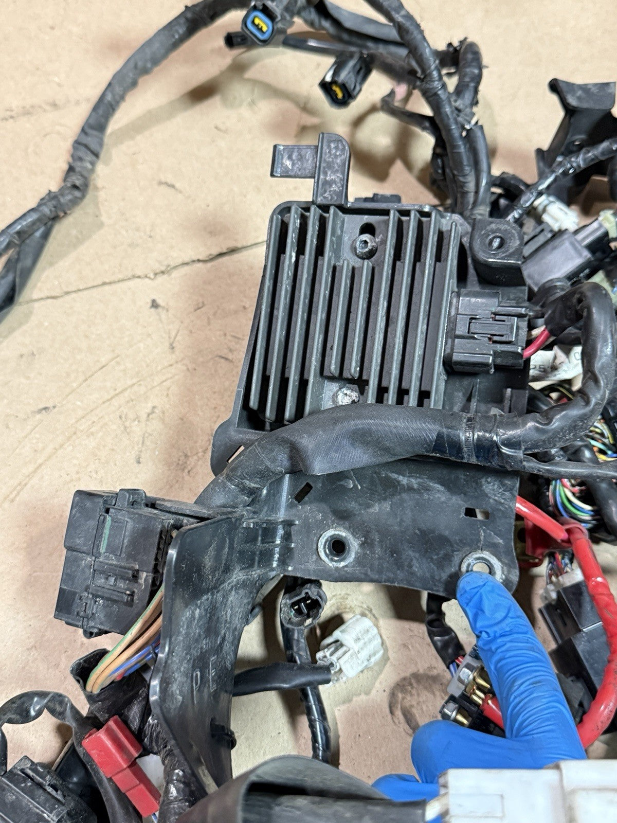 08-16 2009 Yamaha YZF R6 OEM Main Engine Wiring Harness Motor Wire Loom Voltage