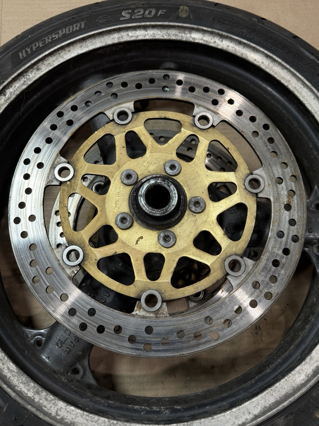 98-02 Kawasaki Ninja ZX6R ZX600 00-03 ZX9R OEM Front Wheel Rim 17x3.5 41073-16337