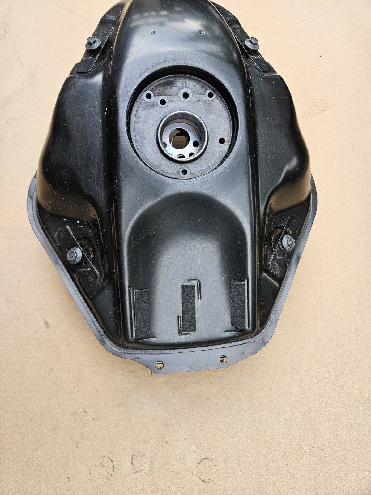 2022-2025 Yamaha YZF-R7 R7 OEM Gas Fuel Tank Petrol Reservoir BEB-24110-00-001