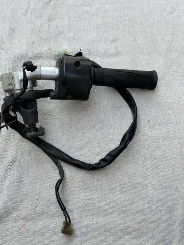 2007-2008 Yamaha YZF-R1 OEM Left Clip-On Handle Bar Clutch Perch Lever 4C8