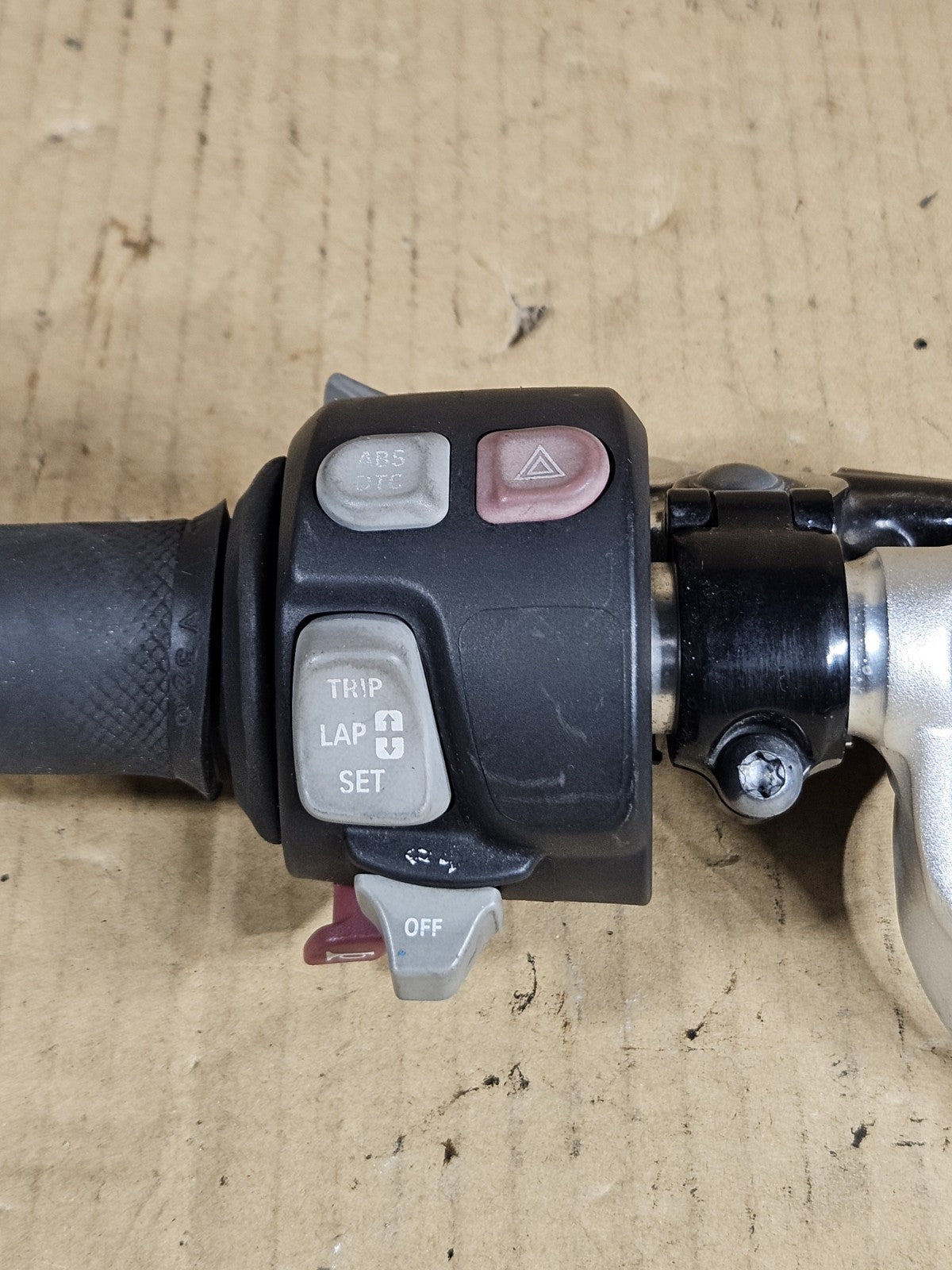 09-14 BMW S1000RR OEM Left Clip On Handlebar Clutch Lever Switch Housing Control2
