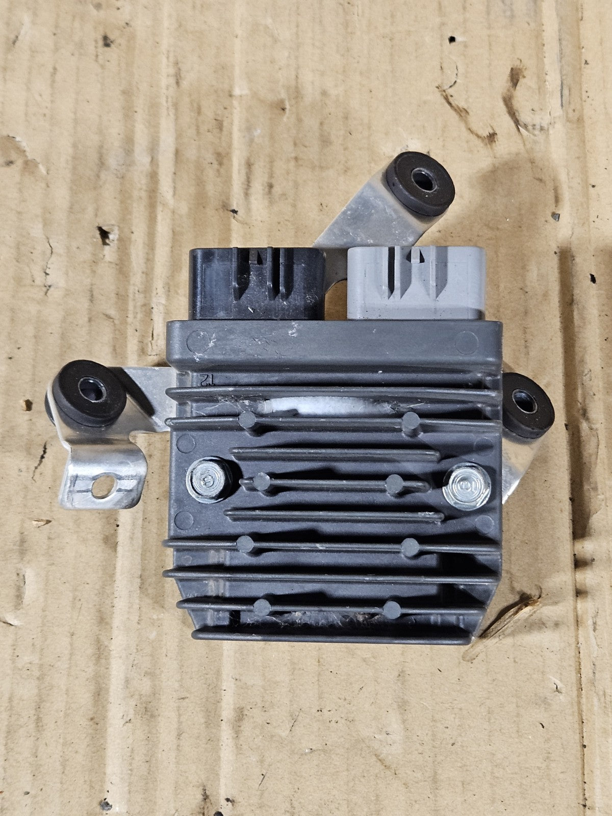 2013 Honda CBR600RR Voltage Regulator OEM 31600-HR0-F01 31600-MGZ-J01 2013-20200