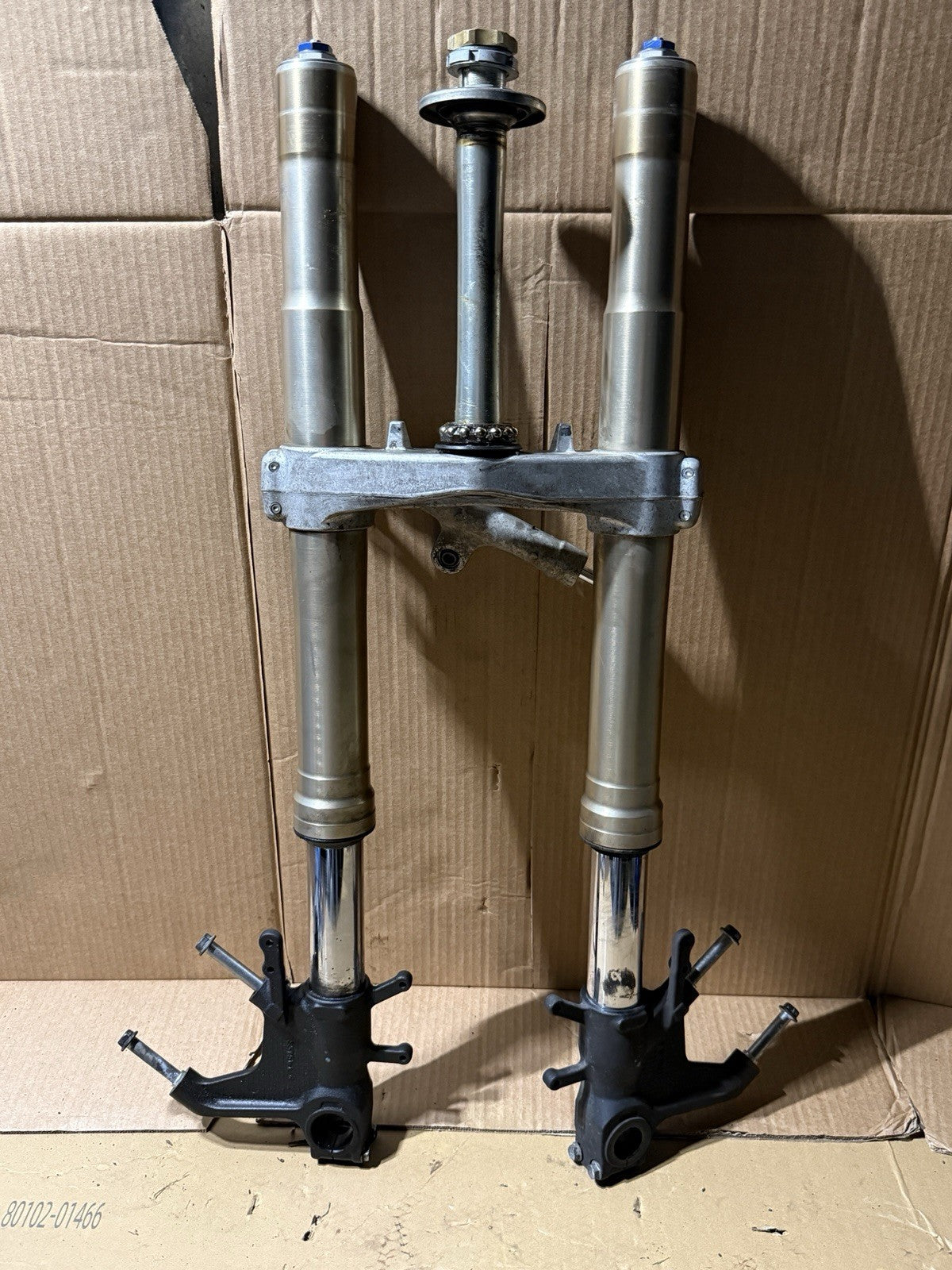 06-07 Suzuki GSXR600 GSX-R600 K6 K7 OEM Front Fork Lower Triple Tree 51103-01H003