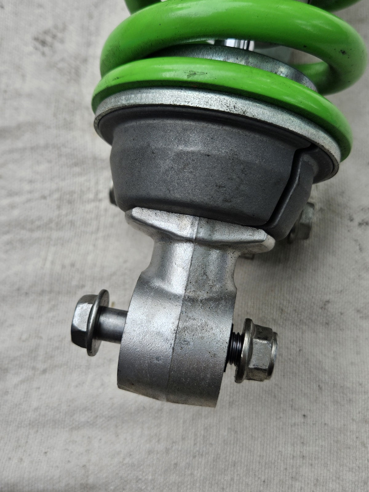 2016-2020 Kawasaki Ninja ZX10R OEM Showa Rear Shock Spring 45014-0515-52J9