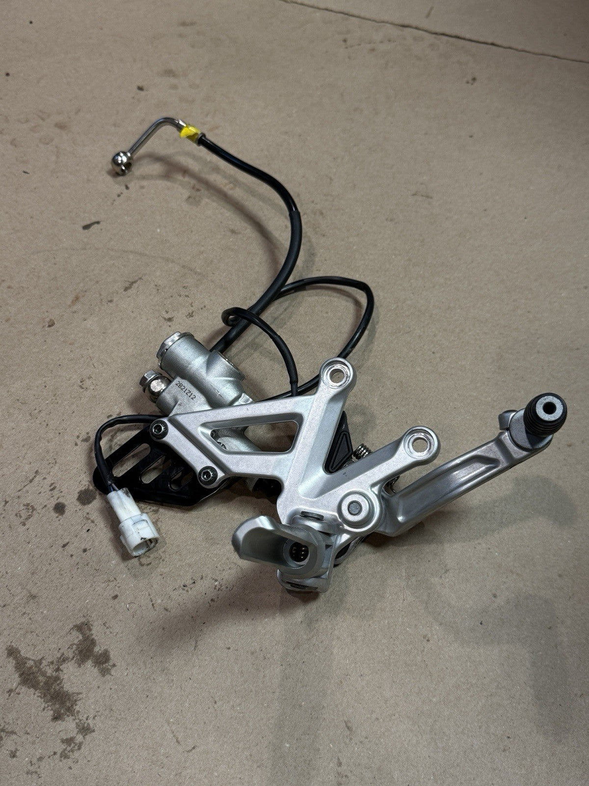 21-24 Aprilia RSV4 1100 OEM Rear Brembo Brake Master Cylinder Lever Genuine OEM