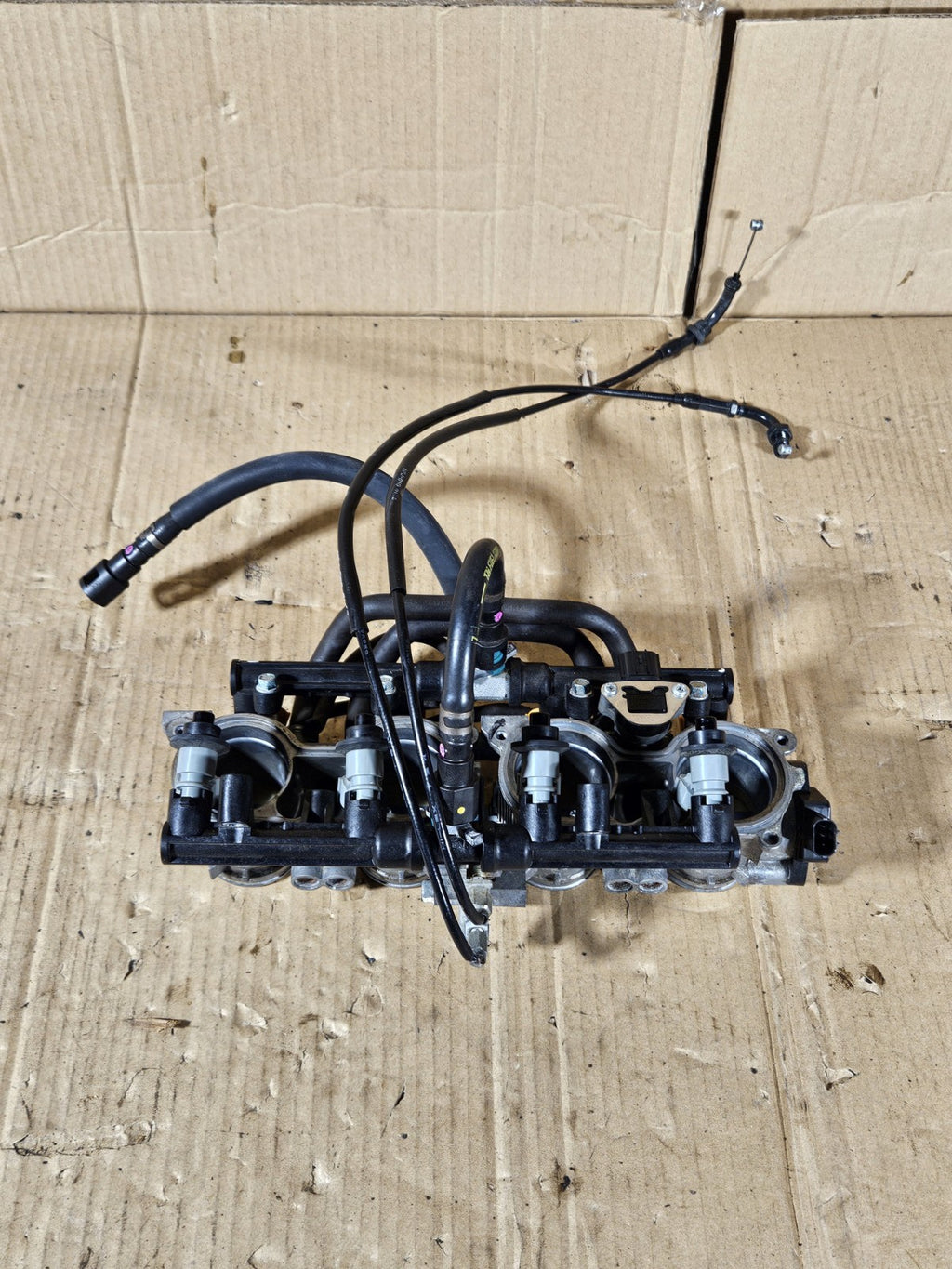 2013 Honda CBR600RR CBR 600RR OEM Throttle Body Primary Secondary Fuel Injectors0