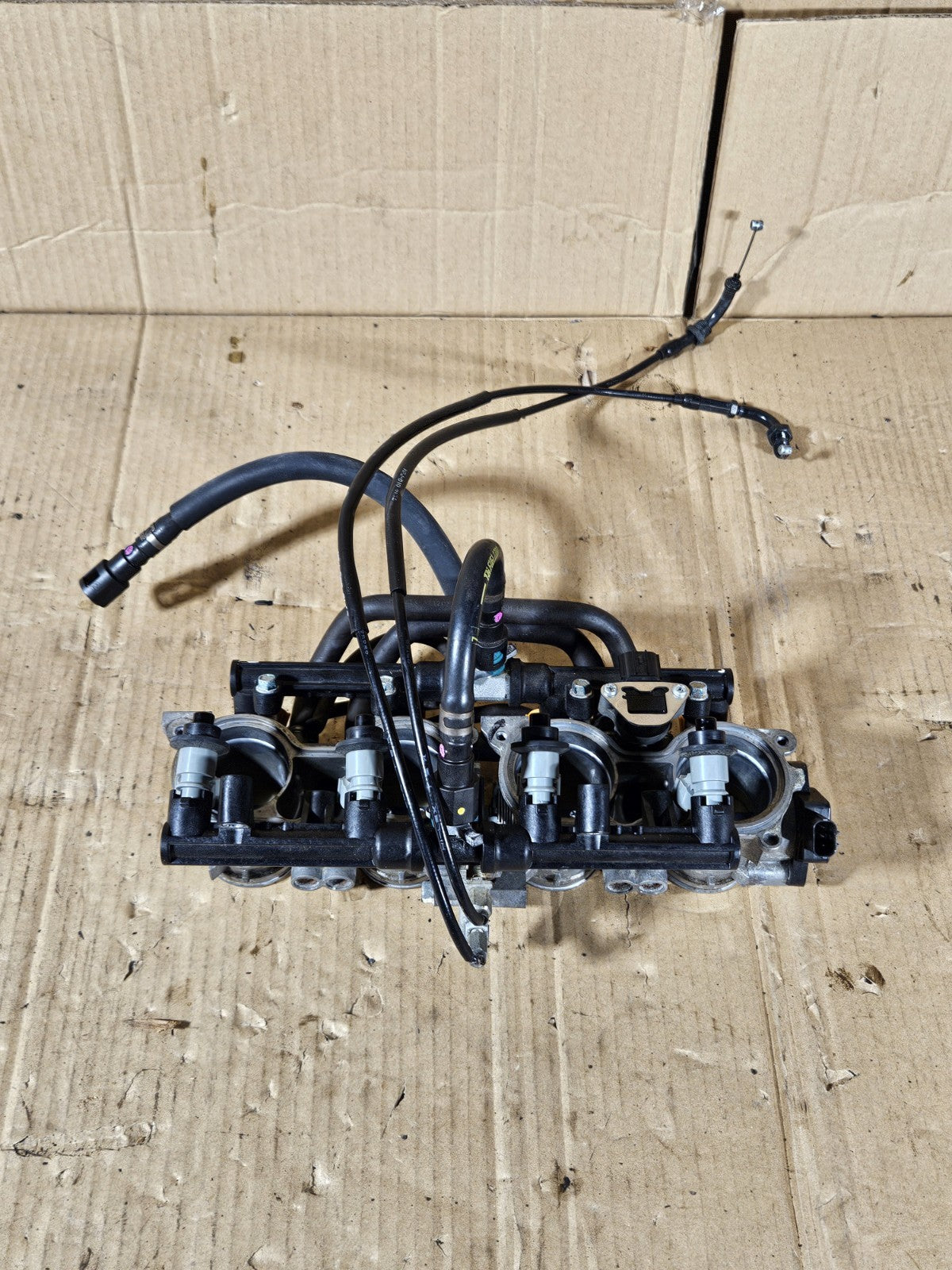 2013 Honda CBR600RR CBR 600RR OEM Throttle Body Primary Secondary Fuel Injectors0