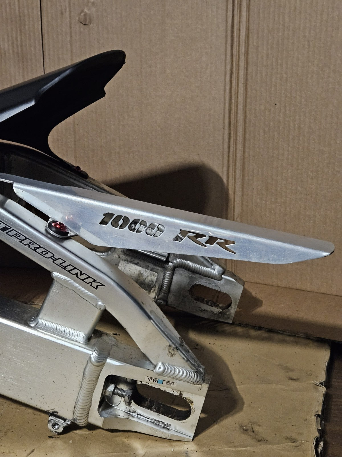 2006 2007 HONDA CBR1000RR REAR SWINGARM OEM Silver CBR 1000RR8